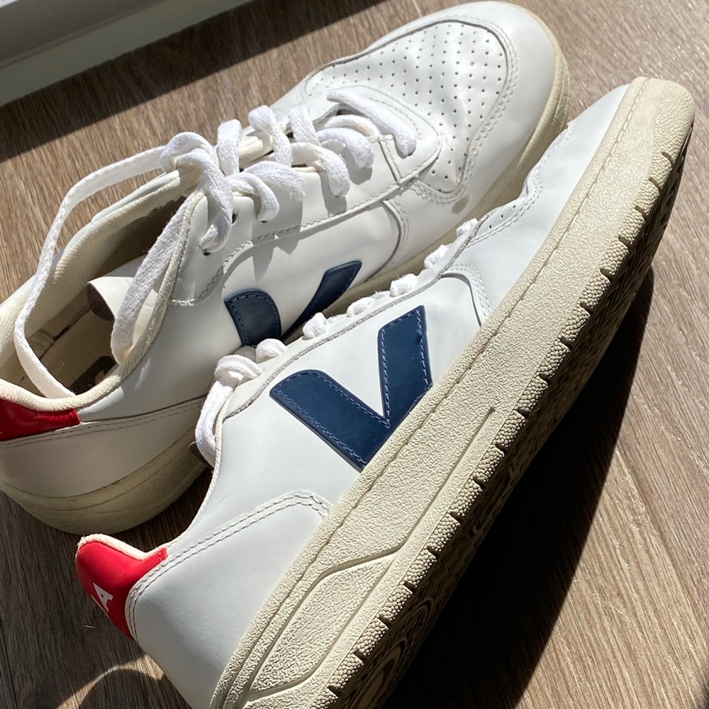 Veja Women’s sneakers